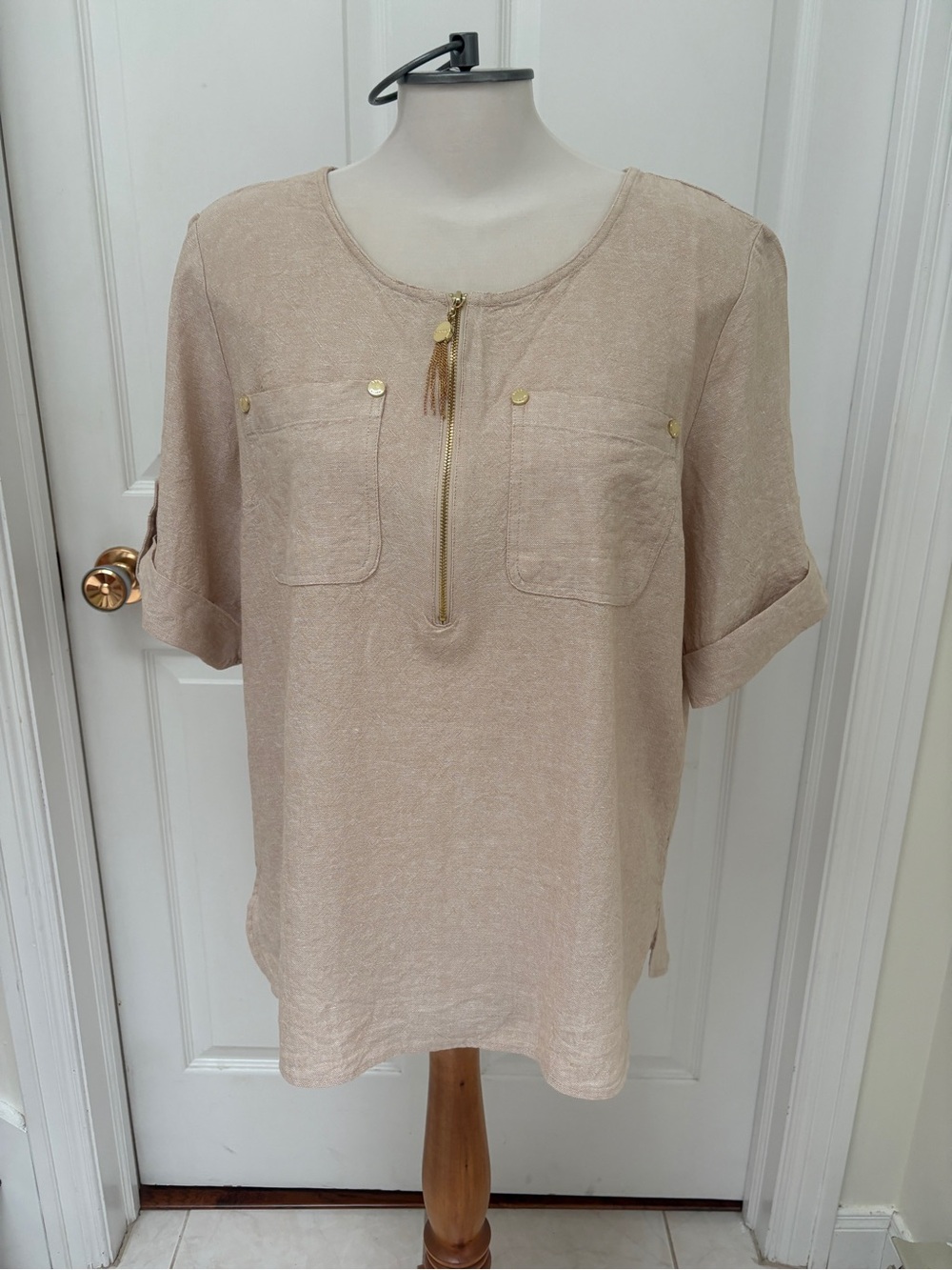 Anne Klein Neutral Beige Short Sleeve Tassel Zip Blouse ladies XL